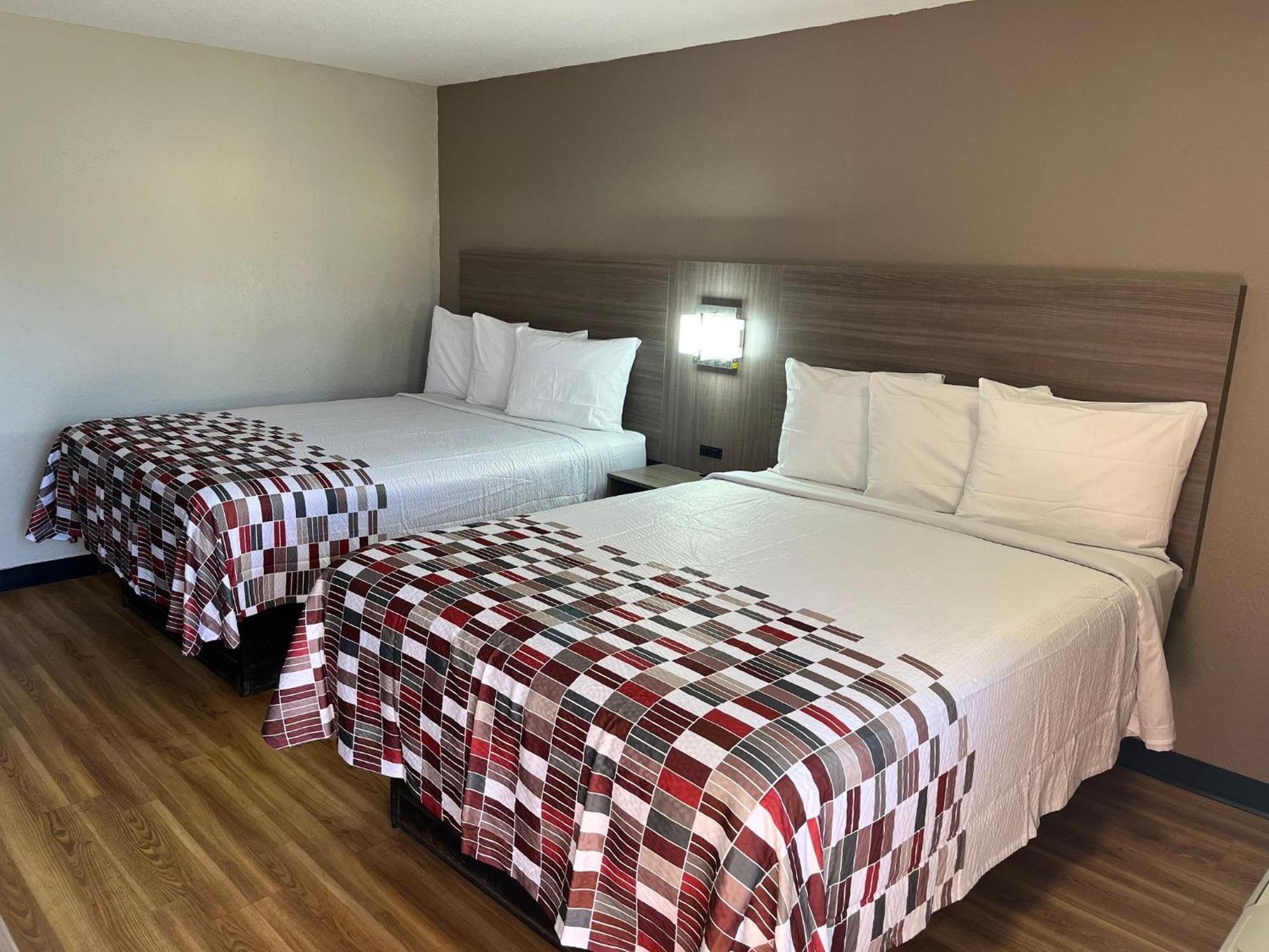 Red Roof Inn Memphis - Graceland Airport Bagian luar foto