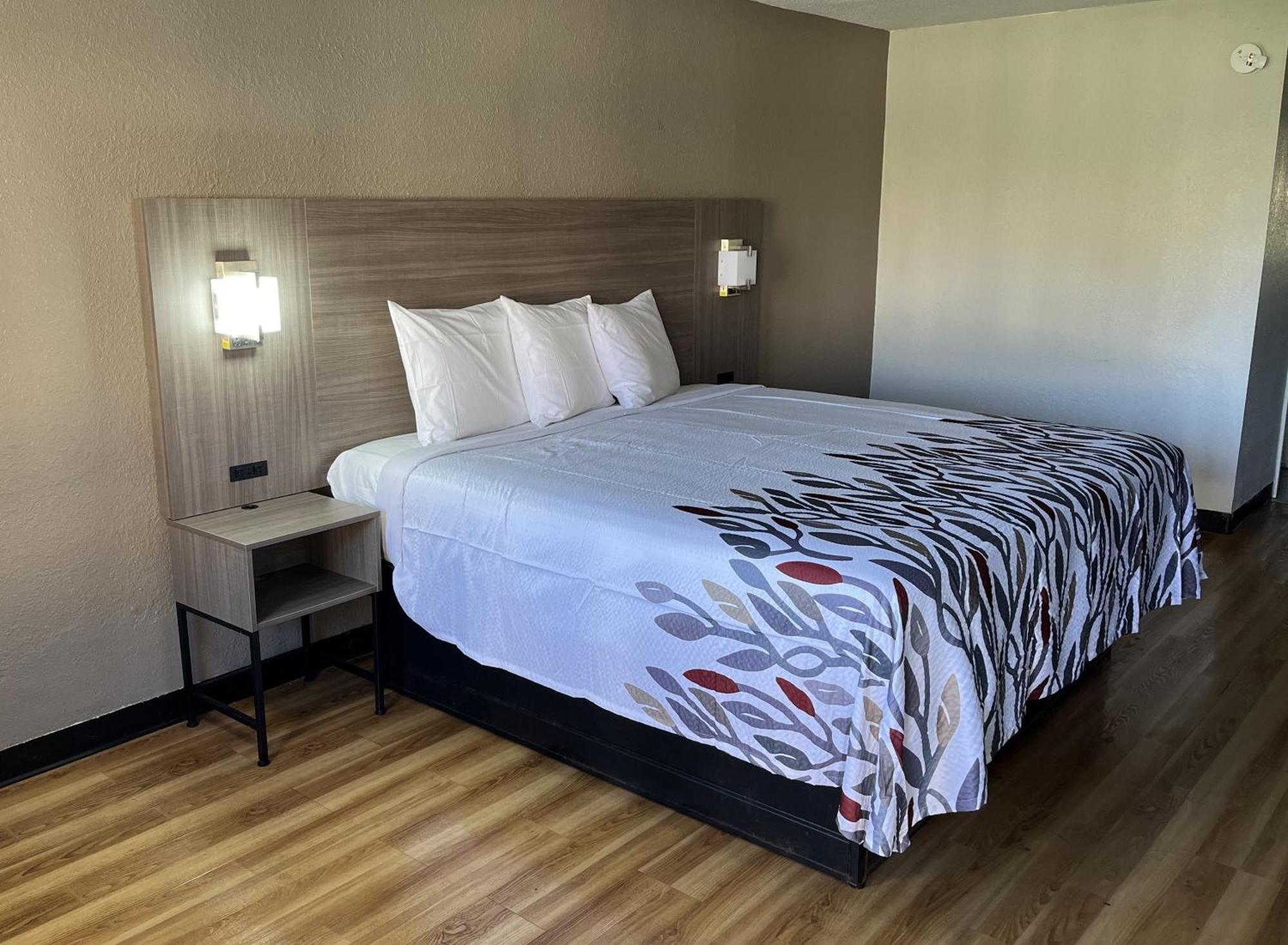 Red Roof Inn Memphis - Graceland Airport Bagian luar foto