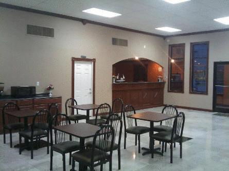 Red Roof Inn Memphis - Graceland Airport Bagian luar foto